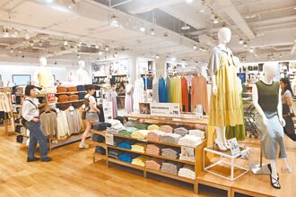 小孩長大要還 帶女兒到UNIQLO拉屎 她轟家長太可怕