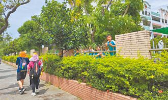 白沙屯媽神來一轉 警順利應試