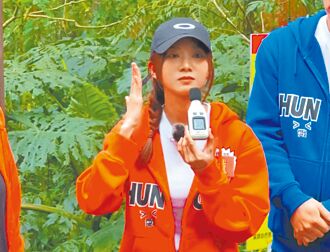 蔡黄汝自掌掴喷泪 许孟哲甩巴掌声响