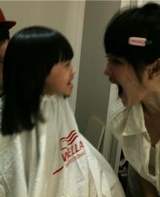 大S逝世百日！小S二女儿Lily深夜PO文藏洋葱：约好天堂见