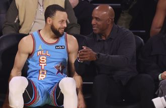 NBA》勇狼大战受瞩目 前职棒球星A-Rod、邦兹观战各帮一队