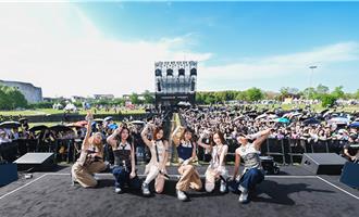 babyMINT解鎖成都音樂節 火辣飆香汗下台竟直接昏跪地