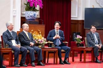 接見生技醫療品質  賴清德：盼打造生醫產業更上層樓