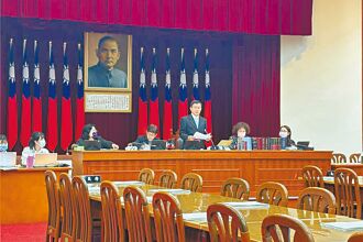 以民生法案抗衡大罷免