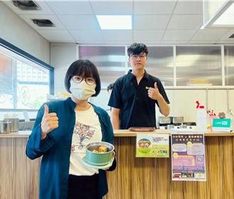 台南小北觀光夜市推「環保新食尚」自備餐具享優惠、抽獎