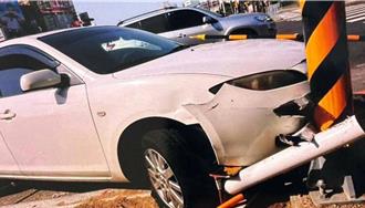 通學步道「爛尾」又有破洞 台南公園國小家長憂淪危險陷阱