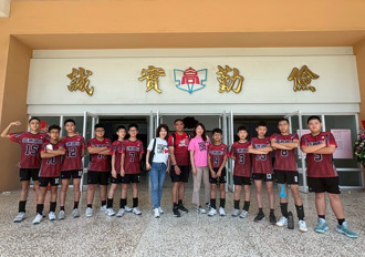 心希望協會支持偏鄉體育 橋頭麥寮中華盃排球賽雙冠稱王