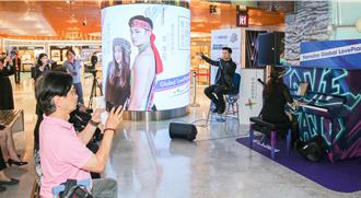 桃機街頭鋼琴開放演奏 原民音樂撞擊賽博龐克美學