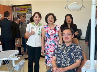 扶輪社捐120萬 助真善美家園汰換牙科設備