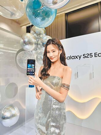 旗舰新机预购开跑 轻薄、AI摄录成卖点