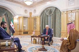 川普解除制裁 美叙领袖25年来首晤