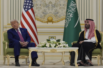 川普累了？ 昔嘲拜登「瞌睡喬」 如今遭酸「瞌睡唐」