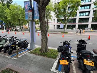 北市12區機車格畫「藍框」 重機共用 單次收費40元