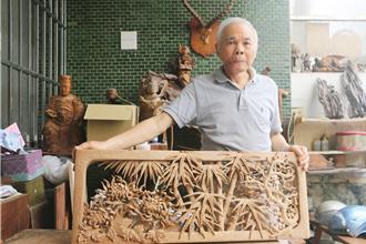 圓山飯店、國家音樂廳都有他的作品 嘉市「鑿花」藝師蔡共新辭世