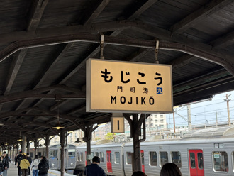 日本搭地鐵沒地方坐？內行揭隱藏座位 使用條件曝