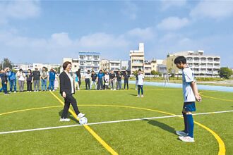 雙語政策還在嗎？