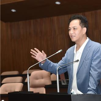 息事寧人換不來和平！邱鎮軍批罷團抹黑造謠  宣布提告反擊