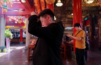 阿公頭七夜媽祖降駕賜蓮花　指定她燒化原因藏洋蔥