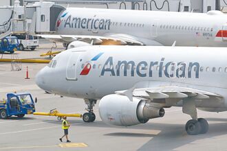 向美獻金 卡達購210架波音客機