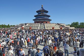 陸五一假期 政府食堂成遊客驛站