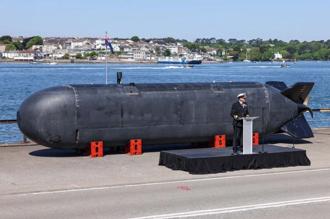 英首艘無人潛艦「神劍號」亮相 探索新世代海戰樣貌