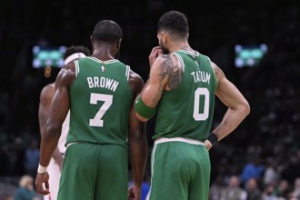 NBA》傑倫布朗也倒下了！遭爆右膝半月板撕裂恐將手術