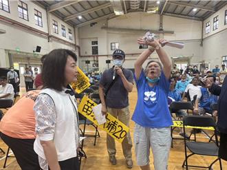 中油七接說明會場面火爆 居民抗議有程序瑕疵