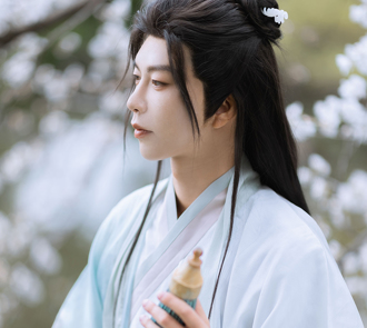 他夺权失败被当猪养 圈禁26年狂生20子 成清宫另类赢家