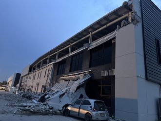 泰工廠高牆坍塌砸傷人 建商竟和曼谷大樓同一間！