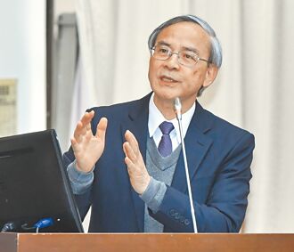 國安基金執行秘書、財政部次長阮清華 三度操盤國安基金 史上第一人