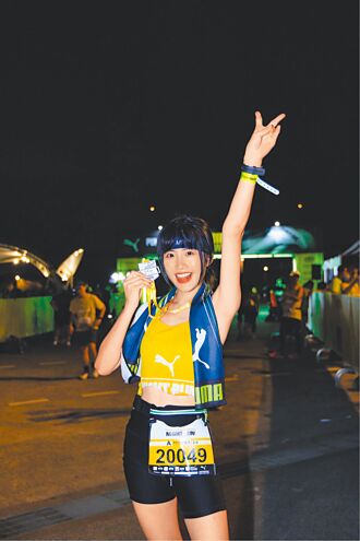 沈珈妤挑戰半馬 帶粉絲跑起來