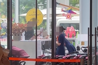 不滿宏匯停車費折抵！新莊男狂噴「Look in my eyes」 業者回應了