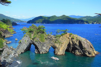 夏日玩岩手沿海～游览海岸奇岩、品嚐东北超人气甜点