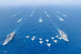 加澳軍艦同框現身台海！解放軍大動作派「21機6艦」擾台