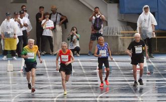 世壯運》昆凌爺爺不累！連日出賽200公尺再添銀