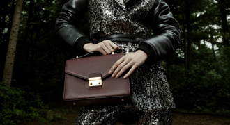 女詐傳產老董50億 家藏大量LV等精品包！執行署明舉行拍賣會