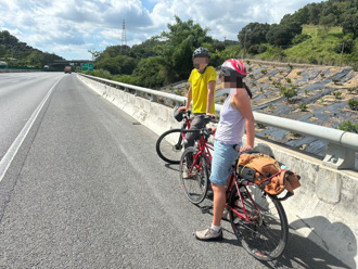 腳踏車飆上國道！2外籍騎士誤上國3 最高可罰6千 