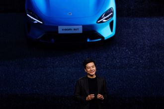 雷軍尷尬了！小米最新「3奈米」自研晶片 前員工踢爆造假