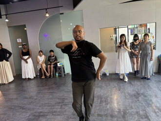 體驗佛朗明哥魅力  移民署嘉義市服務站邀新住民一起跳《Tangos》