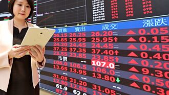 5利多簇拥 AI族群领军 台股战年线