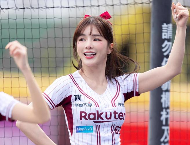 岱萦的笑容相当甜美。（乐天桃猿提供）