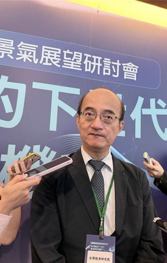 台经院张建一：今年经济成长率可保3％