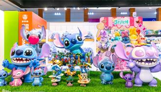 迪士尼「玩在一奇 盛夏快閃店」 高雄夢時代萌翻登場