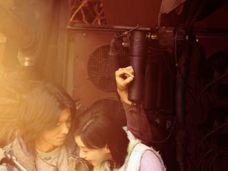 许光汉《他年她日》定檔中秋节！长髮剧照首曝光「纵身飞跃悬崖」