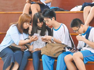 集中手機管理各校自訂太模糊 新北議員喊話教育局擬詳細規範