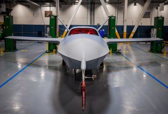 影》美首曝YFQ-42A  隱形無人新戰機今夏首飛矛頭對準中俄