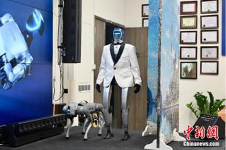 中新社东西问》AI时代香港如何布局才能御风而行？（郭毅可）