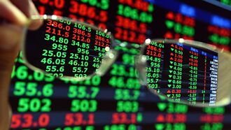 川普关税疑虑又来了 台积电下跌9元至975 台股挫低百点