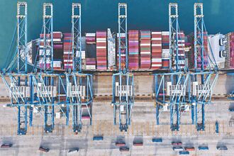 中至美西運價飆 漲幅上看50％