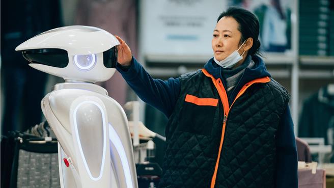 賈樟柯入選第77屆坎城影展正式競賽單元，角逐金棕櫚獎的《風流一代》重現影后趙濤20年成長軌跡。（北影提供）